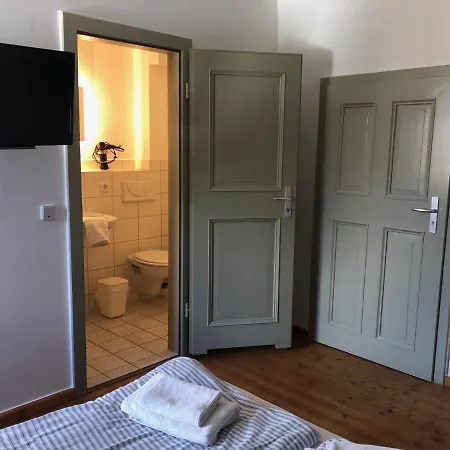 Denkmalhof Schlagwitz 3*